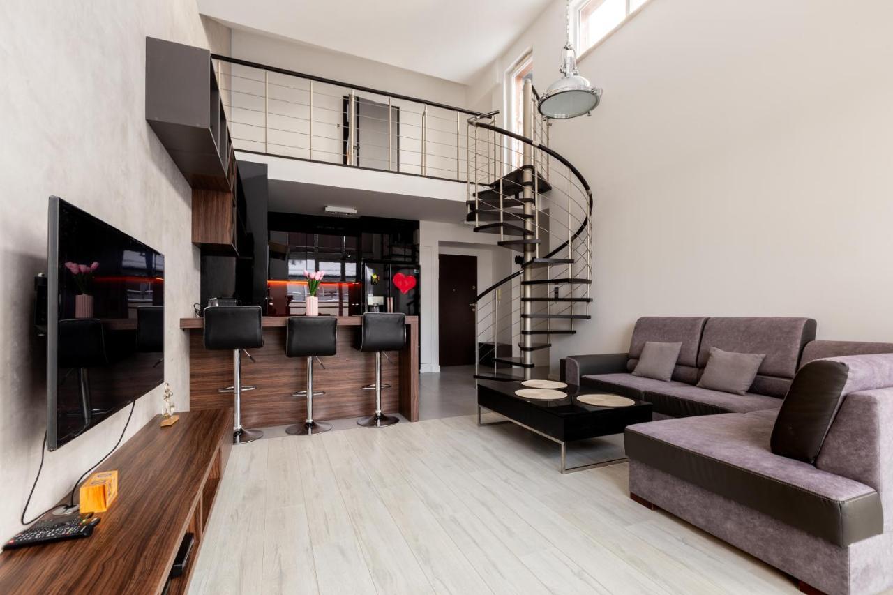 Janki Bryla Two-Level Apartment غدينيا المظهر الخارجي الصورة
